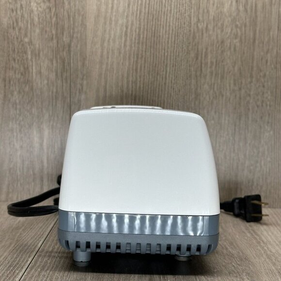 Chef'sChoice Diamond UltraHone Electric Knife Sharpener 312 White Gray - Tested - Picture 2 of 8